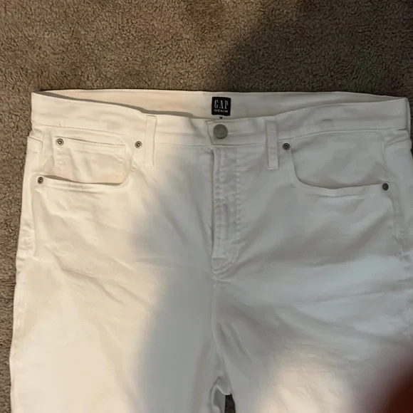Gap like new condition white pants - Picture 2 of 8